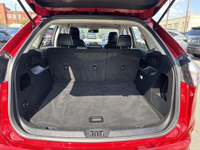2024 Ford Edge SEL photo 4
