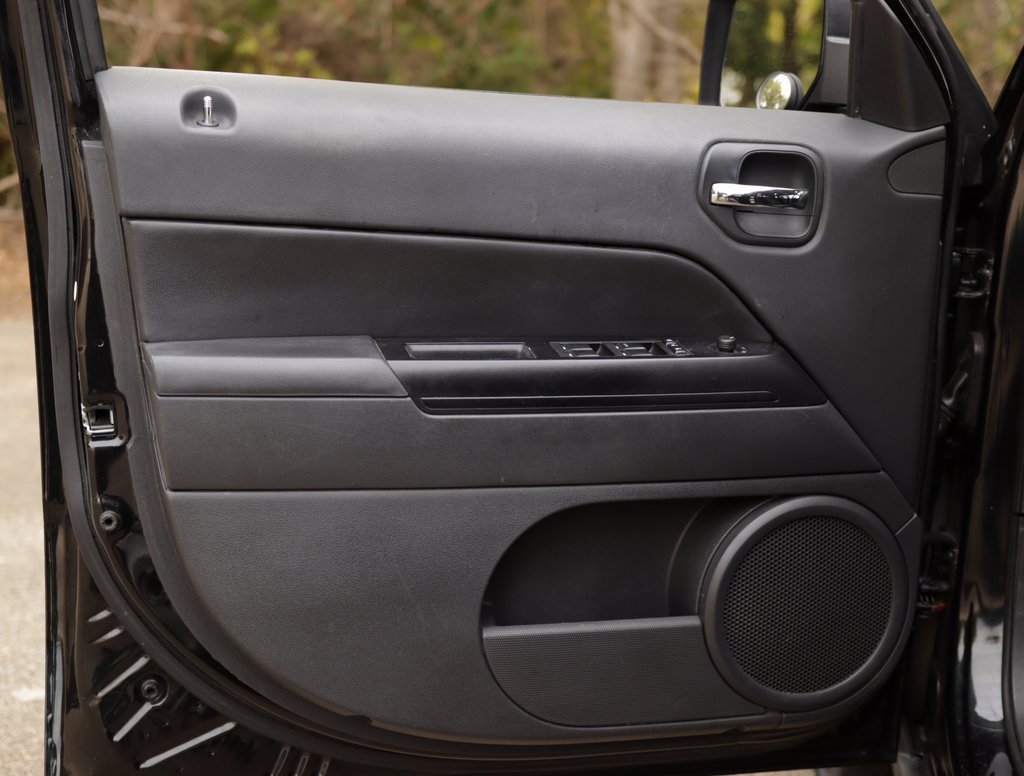 2011 Jeep Patriot Latitude photo 17