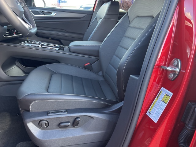 2024 Volkswagen Atlas Cross Sport SEL R-Line photo 10