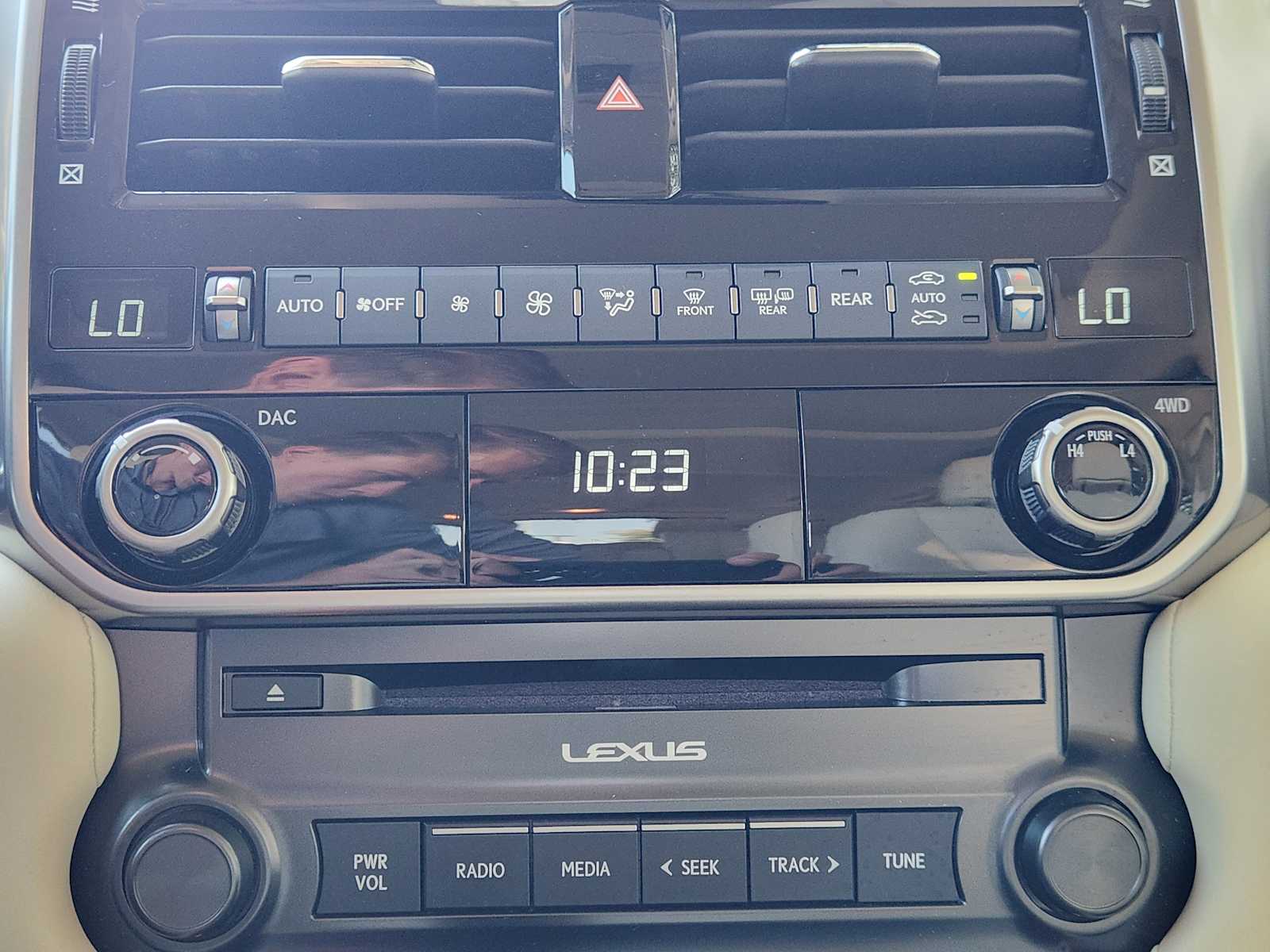 2023 Lexus GX 460 Premium photo 11