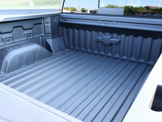 2025 Chevrolet Silverado 1500 LT photo 19