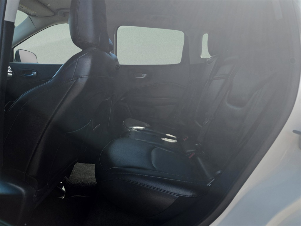 2019 Jeep Compass Limited photo 17