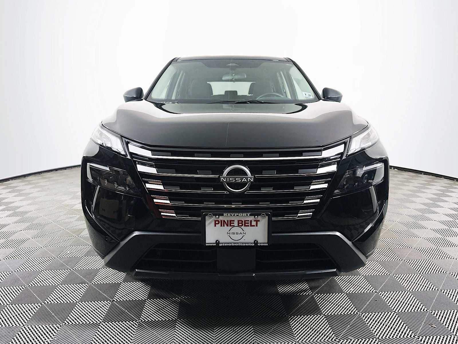 2025 Nissan Rogue S photo 2