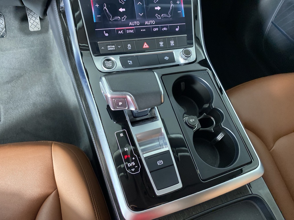 2023 Audi Q7 55 Premium Plus photo 15
