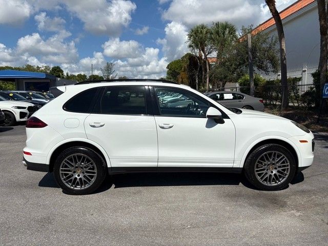 2017 Porsche Cayenne Platinum Edition photo 7