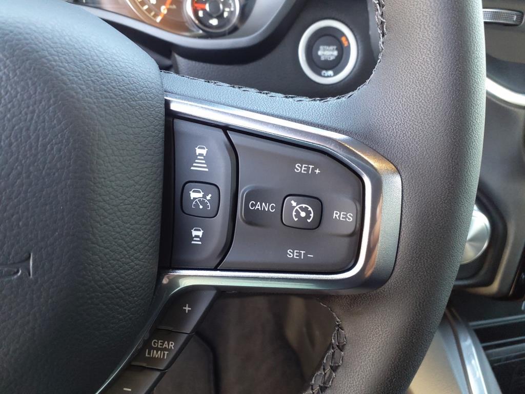 2025 Ram 1500 Laramie photo 13