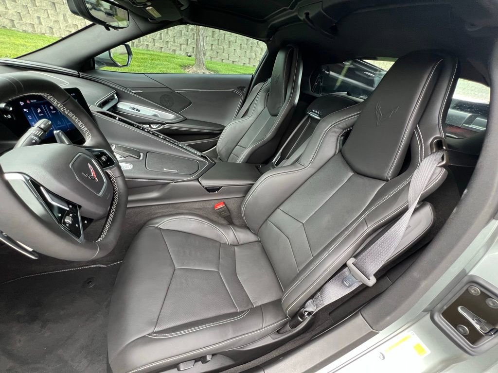 2024 Chevrolet Corvette Stingray 1LT photo 21
