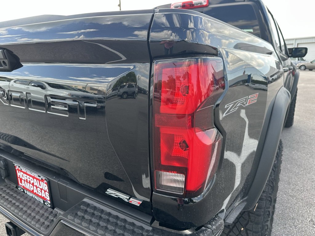 2025 Chevrolet Colorado ZR2 photo 8