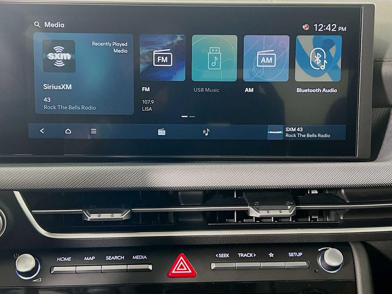 2025 Hyundai Sonata SE photo 4