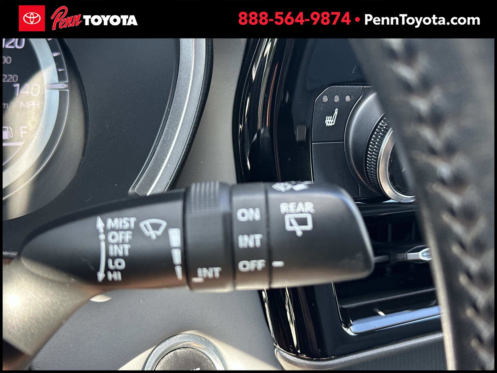 2020 Toyota Highlander XLE photo 25