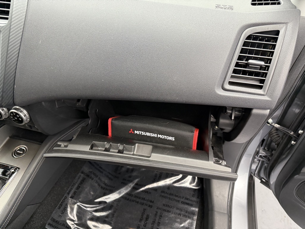 2024 Mitsubishi Outlander Sport ES photo 59