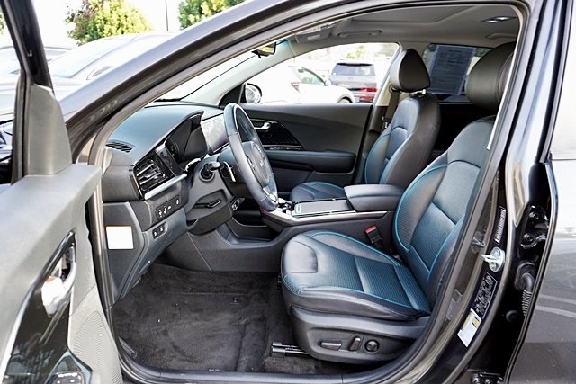 Used 2022 Gray Kia EX Premium image 14