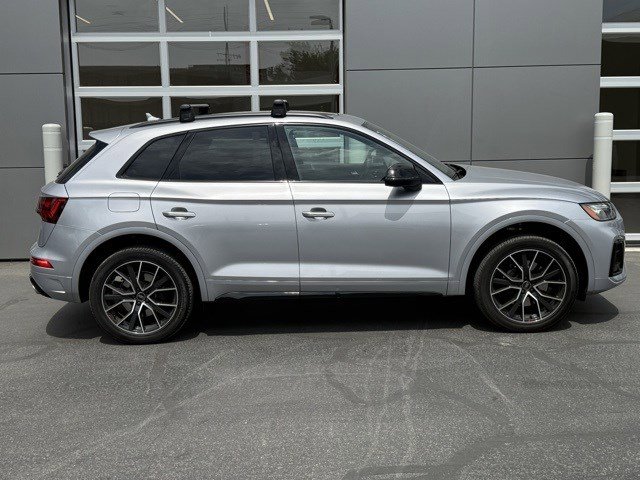 2024 Audi SQ5 Premium Plus photo 2