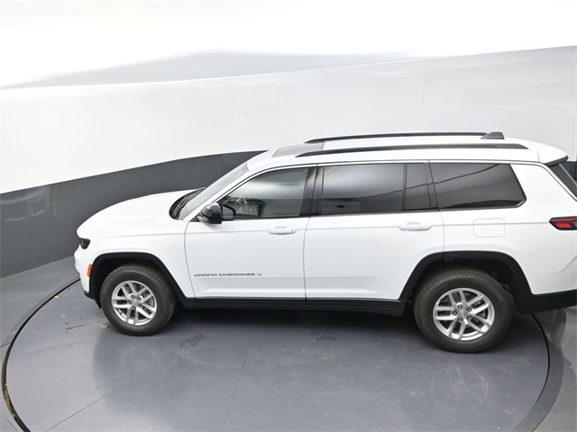 2025 Jeep Grand Cherokee Laredo X photo 11