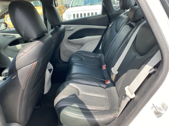2013 Dodge Dart SXT photo 17