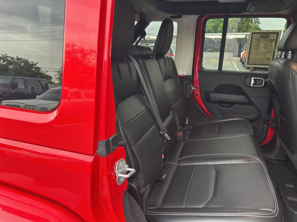 2021 Jeep Wrangler Unlimited Sahara High Altitude 4xe photo 28