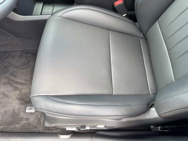 2026 Hyundai Santa Fe SEL photo 9
