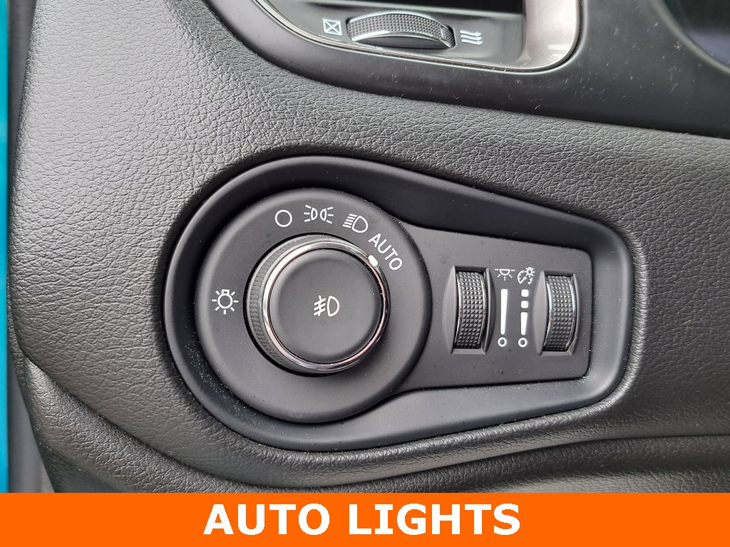 2022 Jeep Renegade Latitude photo 13
