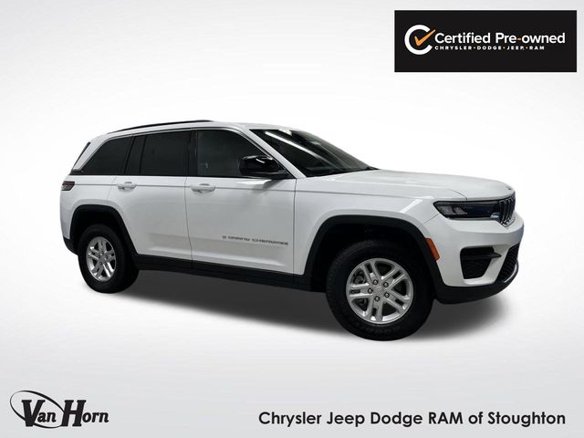 2024 Jeep Grand Cherokee Laredo's photo