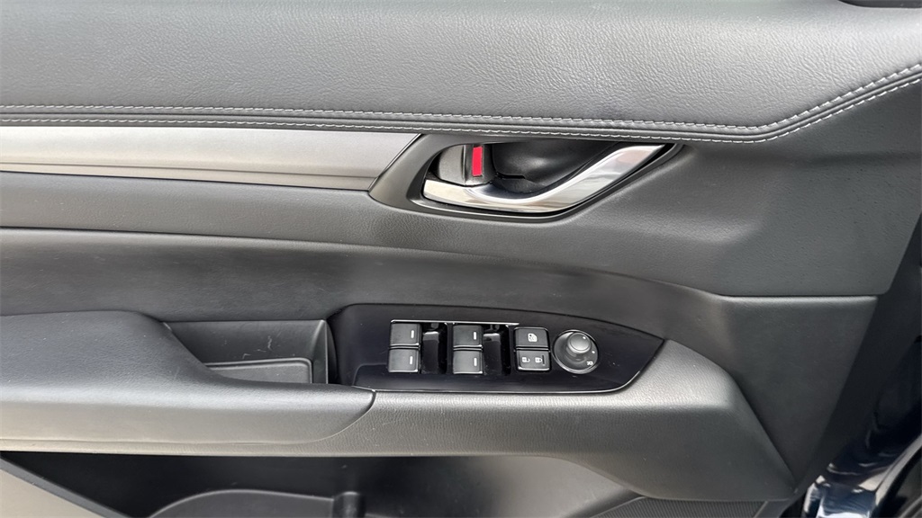 2020 Mazda CX-5 Touring photo 34