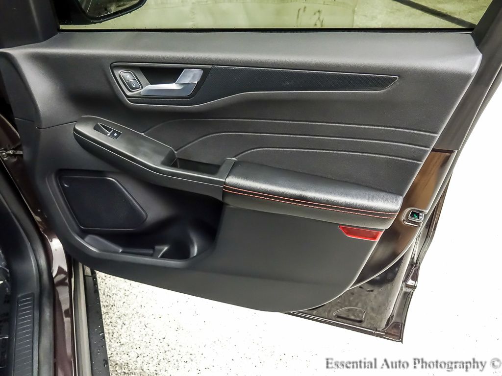 2023 FORD ESCAPE - Image 25