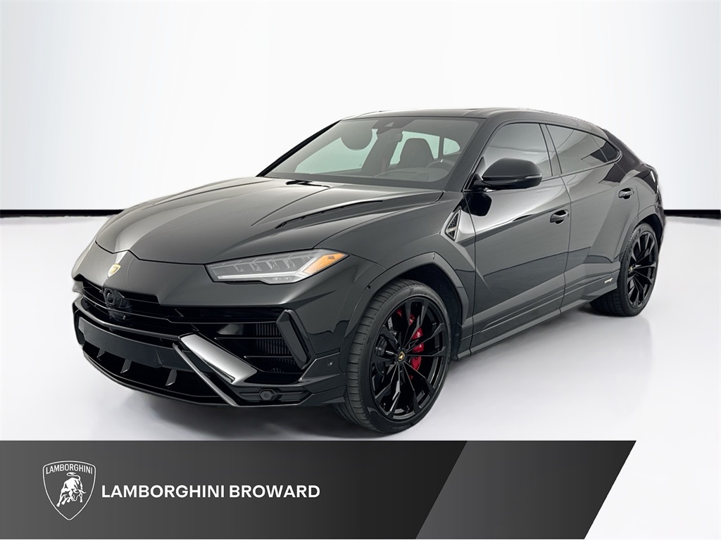 2024 Lamborghini Urus S's photo