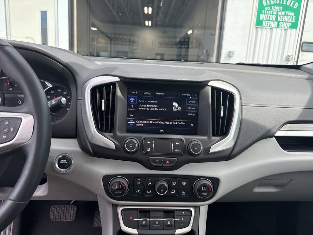2024 Gmc Terrain SLT photo 16