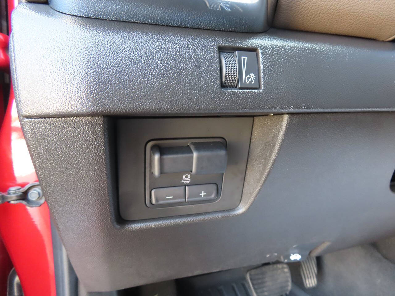 2024 Gmc Canyon Denali photo 13