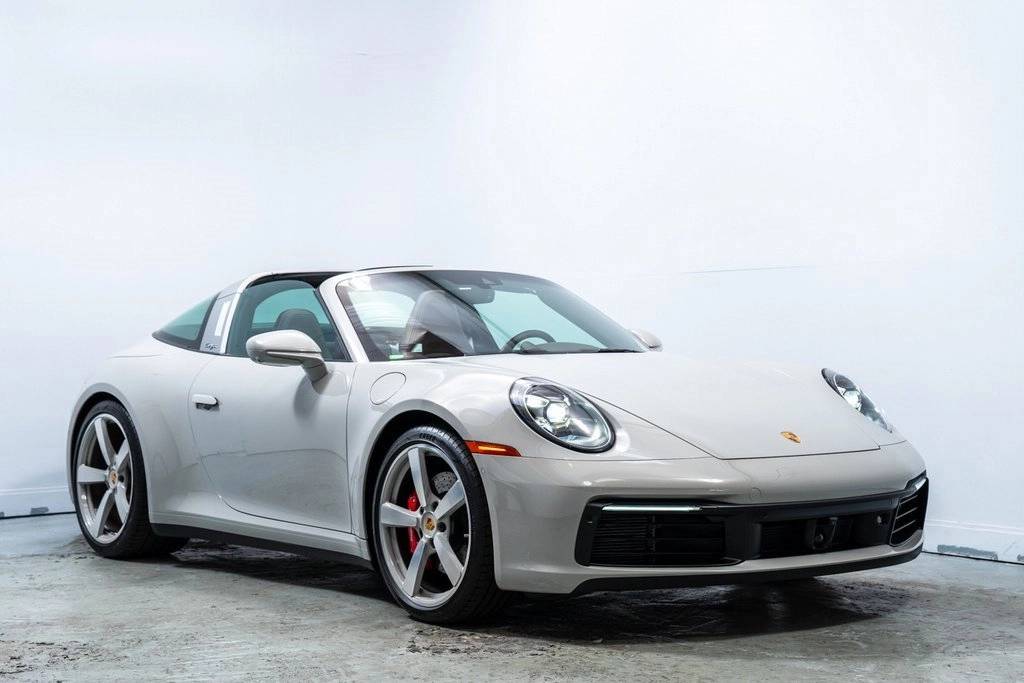 2024 Porsche 911 4S Targa 4 GTS photo 9