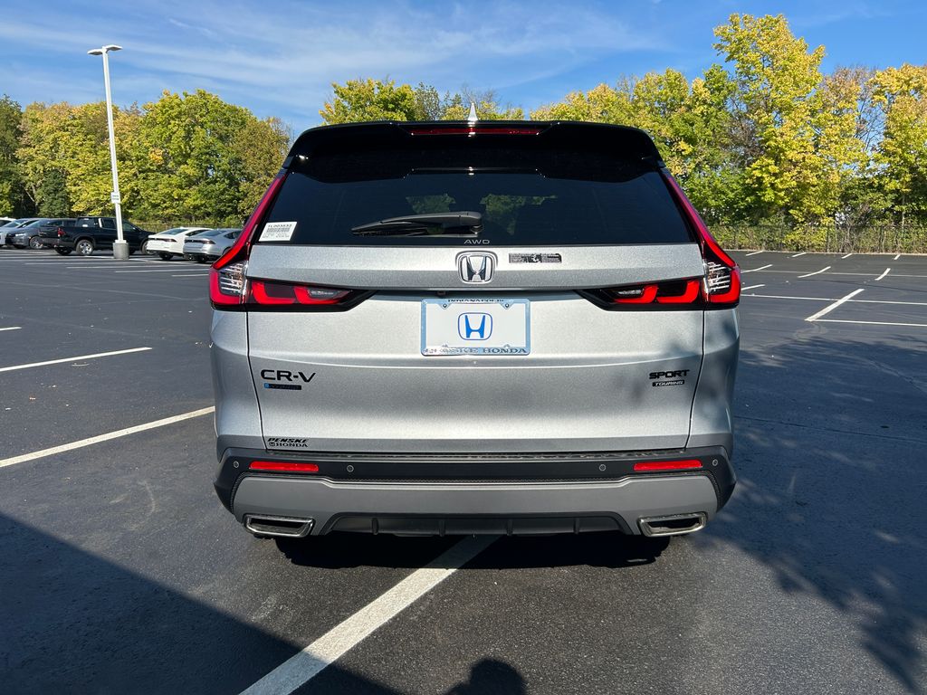 2026 Honda CR-V Hybrid Sport Touring photo 4