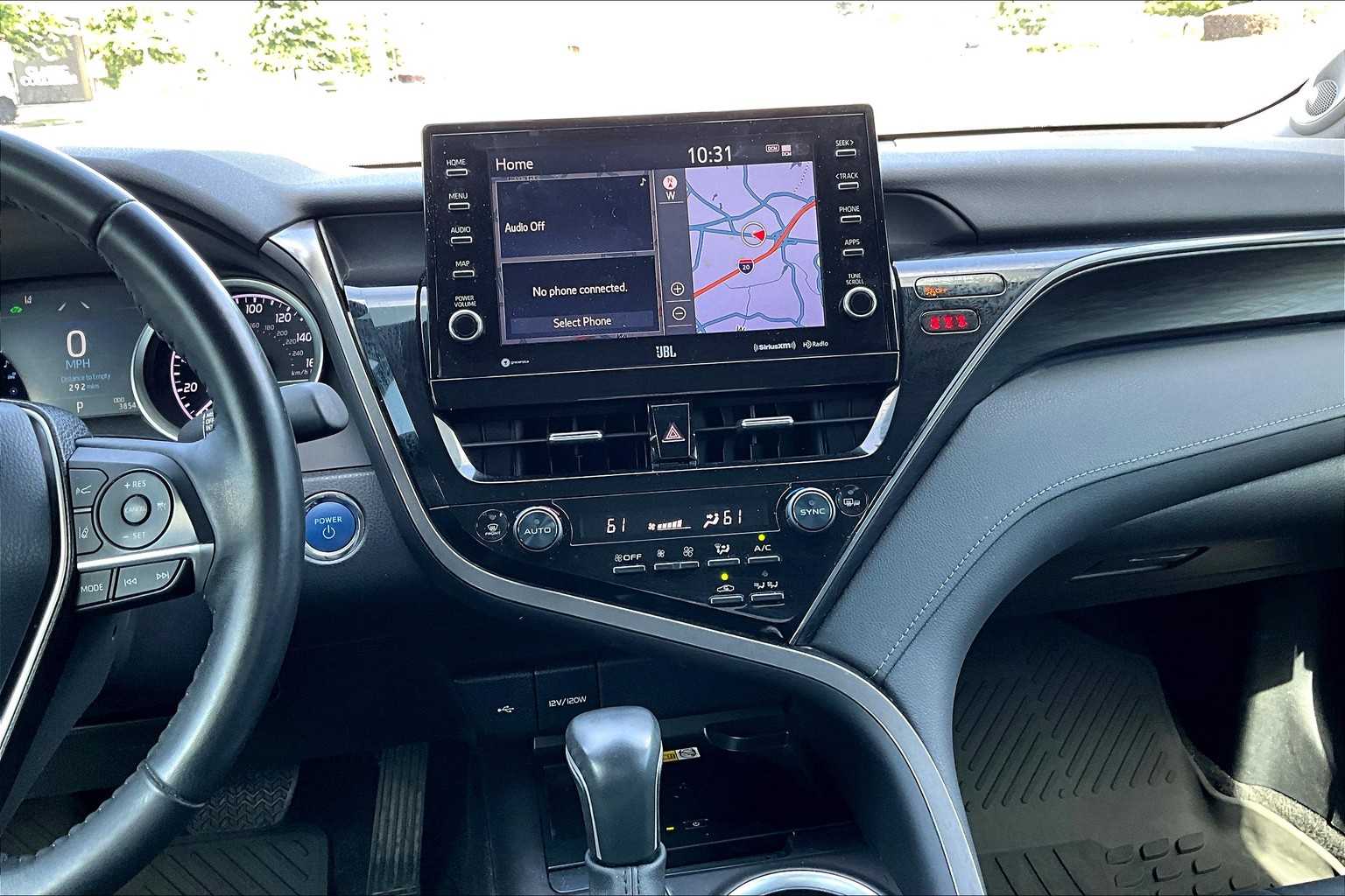 Image 5 of Pre-Owned 2022 2022 Toyota Camry Hybrid XLE With Navigation