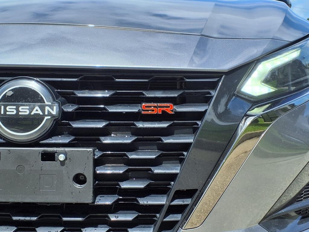 2024 Nissan Altima 2.5 SR photo 3