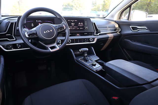 2023 Kia Sportage LX photo 28
