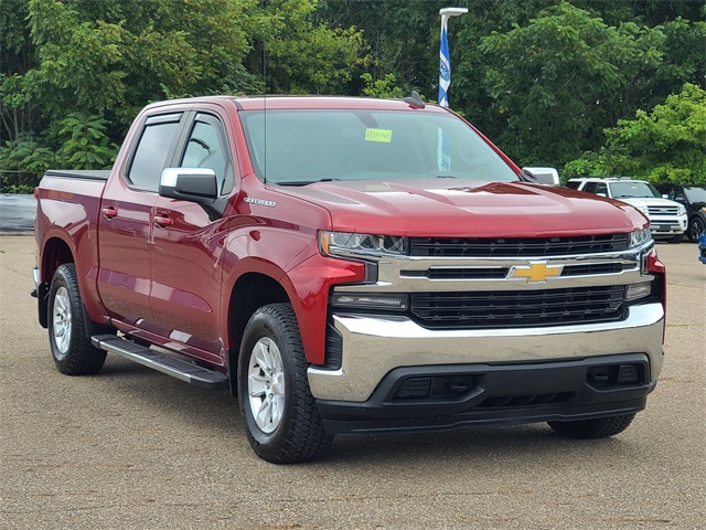 2021 Chevrolet Silverado 1500 LT photo 2