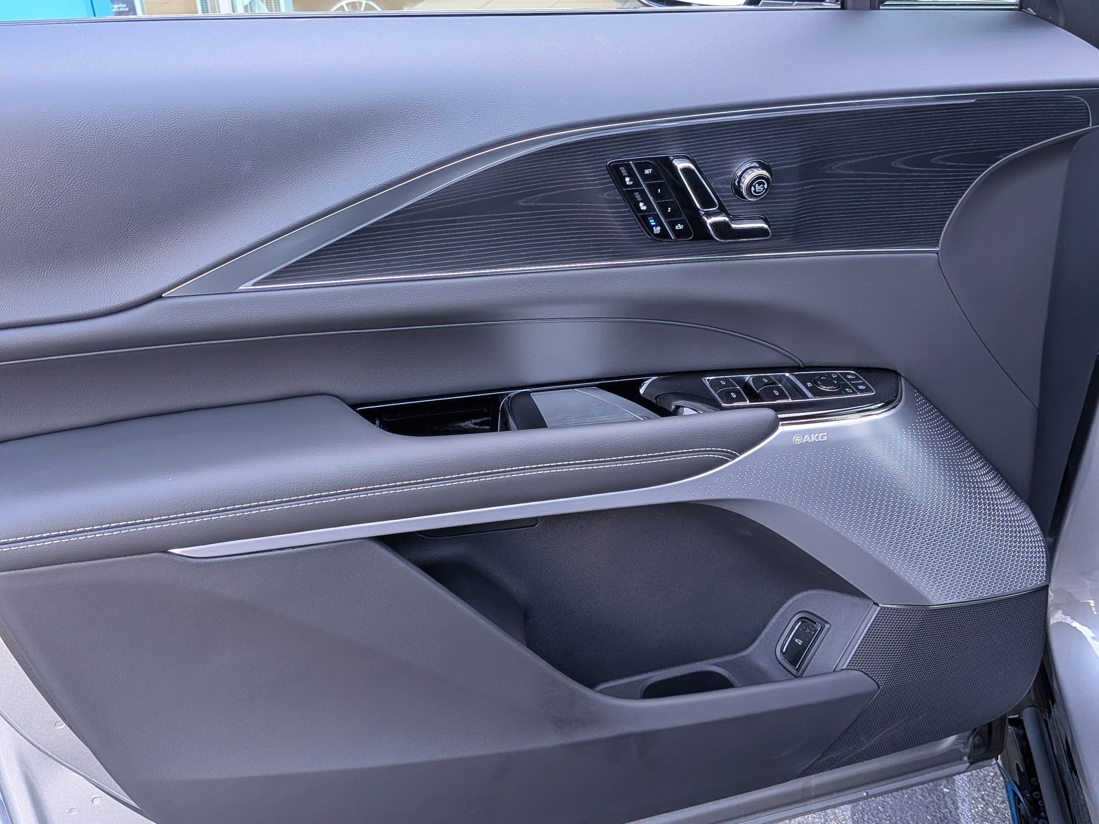2026 Cadillac Lyriq photo 12