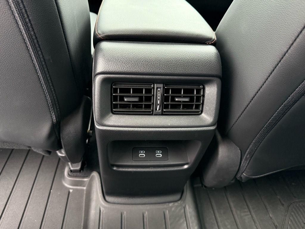 2024 Honda CR-V Hybrid Sport-L photo 9