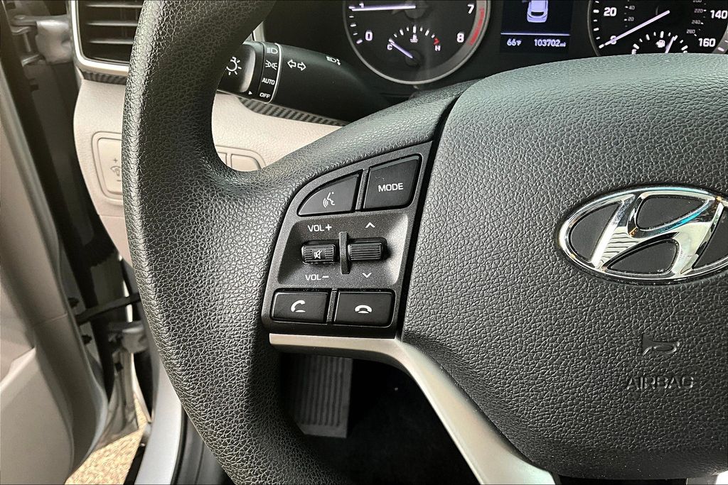 2019 Hyundai Tucson SE photo 9