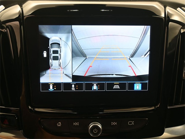2022 Chevrolet Traverse Cloth 1LT photo 3