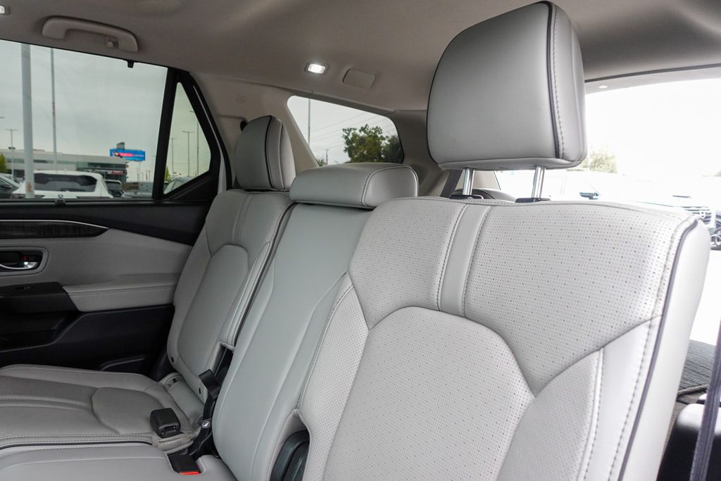 2023 Honda Pilot Elite photo 27