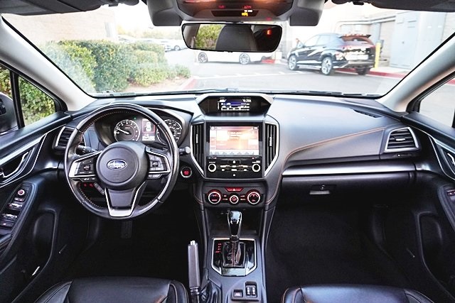 Used 2021 Silver Subaru Limited image 18