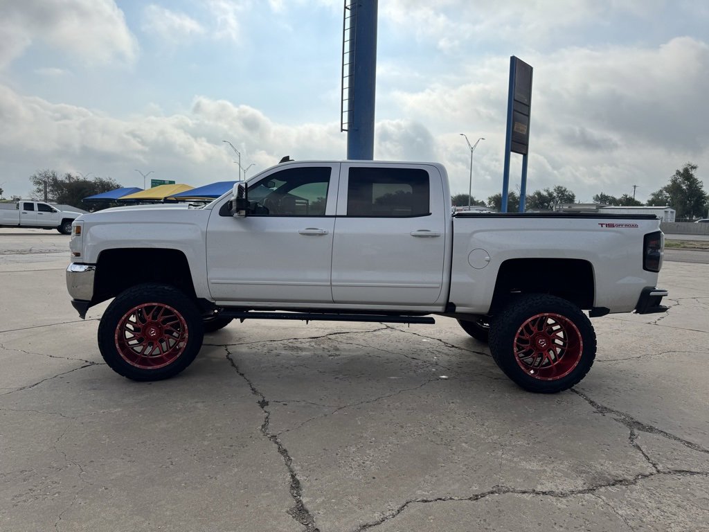 2018 Chevrolet Silverado 1500 LT photo 6
