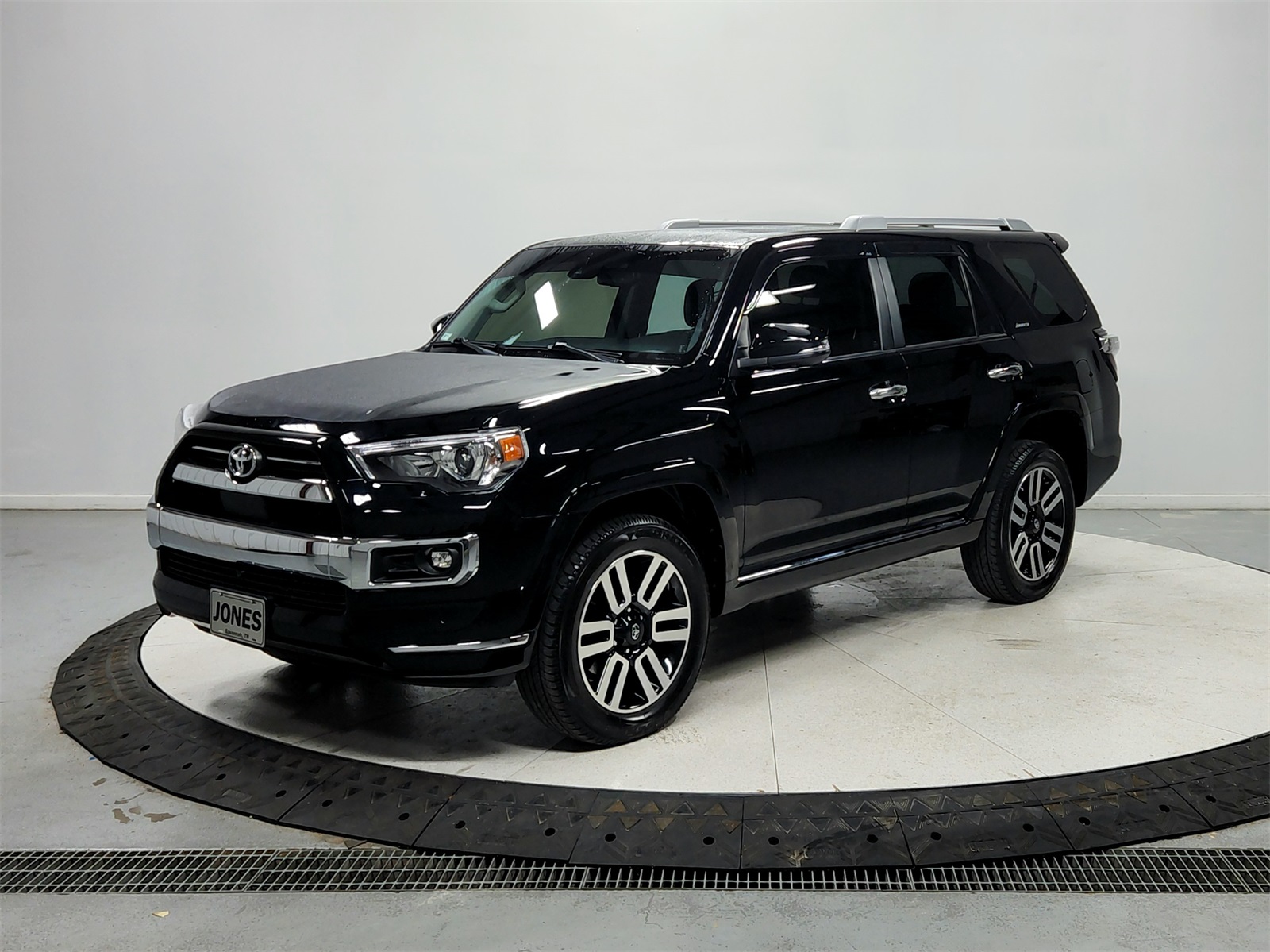 2022 Toyota 4Runner Limited photo 3