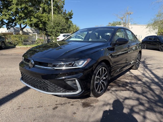 2025 Volkswagen Jetta SE photo 3