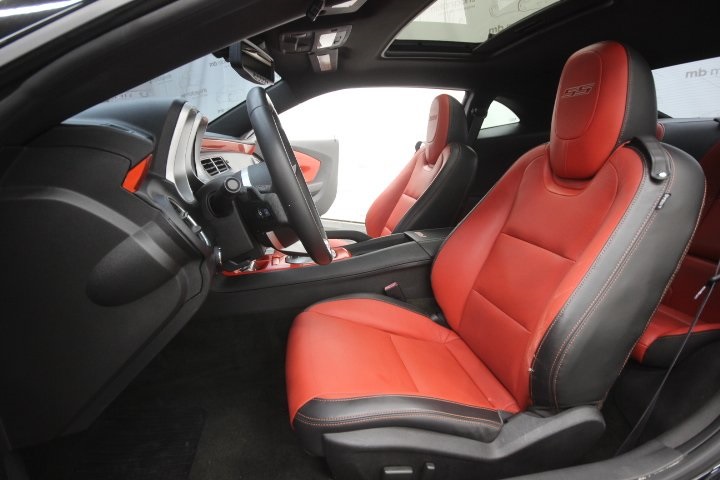 2011 Chevrolet Camaro 2SS photo 14