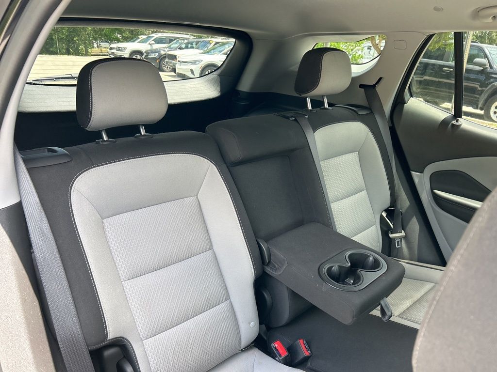 2024 Gmc Terrain SLE photo 38