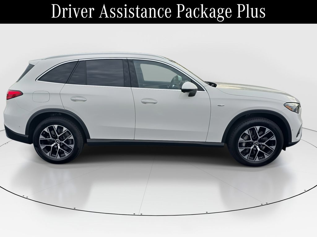 2025 Mercedes Benz GLC 350e 4MATIC photo 3
