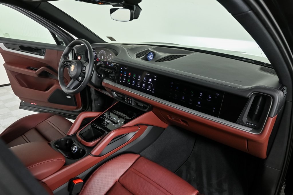 2025 Porsche Cayenne E-Hybrid S photo 22