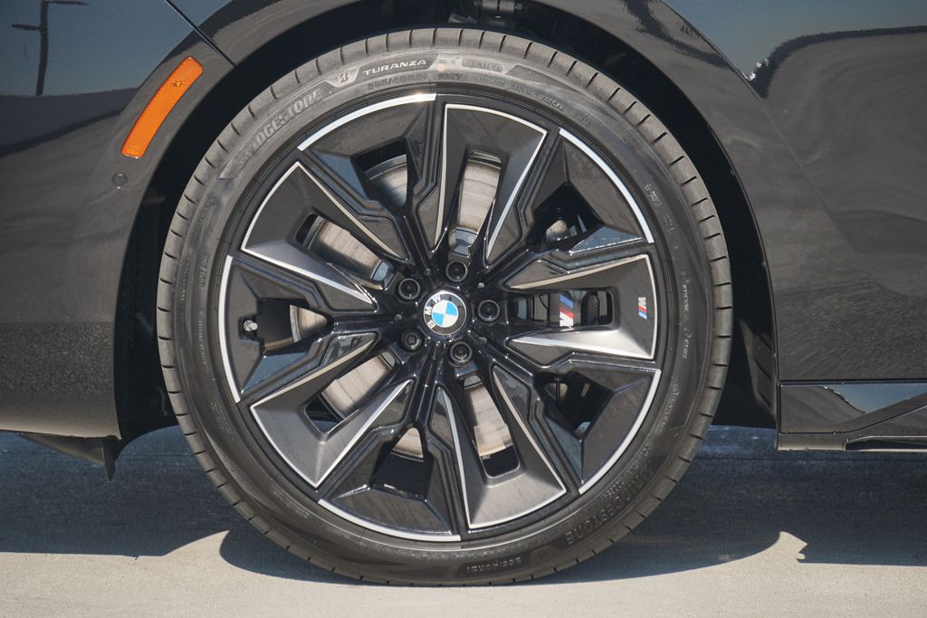 2025 Bmw 760i 760i xDrive photo 3