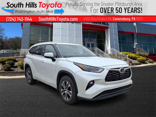 2023 Toyota Highlander XLE's photo