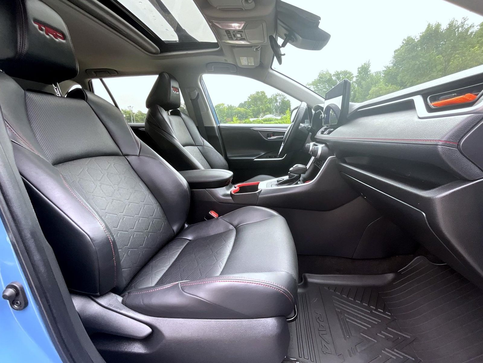 2023 Toyota RAV4 TRD photo 12